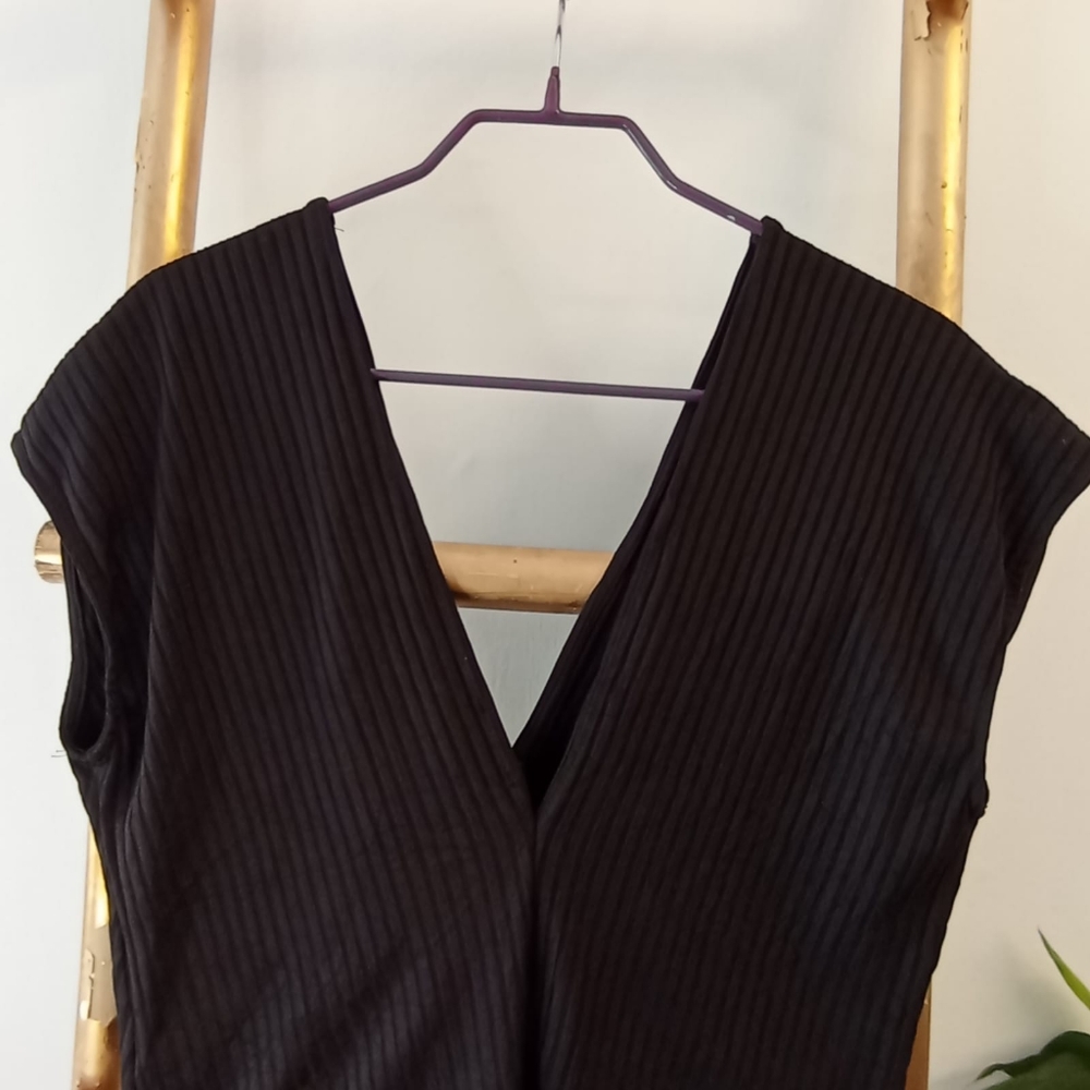 Zara Ribbed Bodysuit - Picture 3 of 12